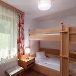 Alpenhotel Badmeister Ξενοδοχείο Flattach