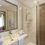 Alpenhotel Badmeister Flattach