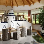 Alpenhotel Badmeister 3* Flattach