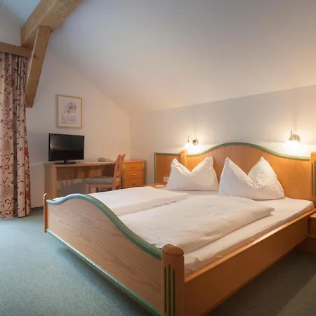 Alpenhotel Badmeister 3* Флаттах