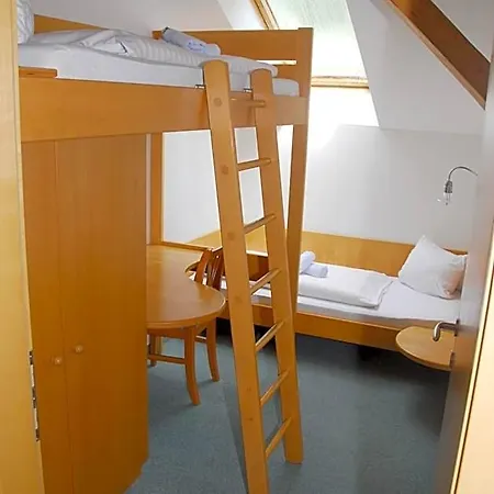 Alpenhotel Badmeister Ξενοδοχείο Flattach
