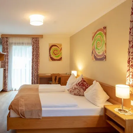 Alpenhotel Badmeister Hotel