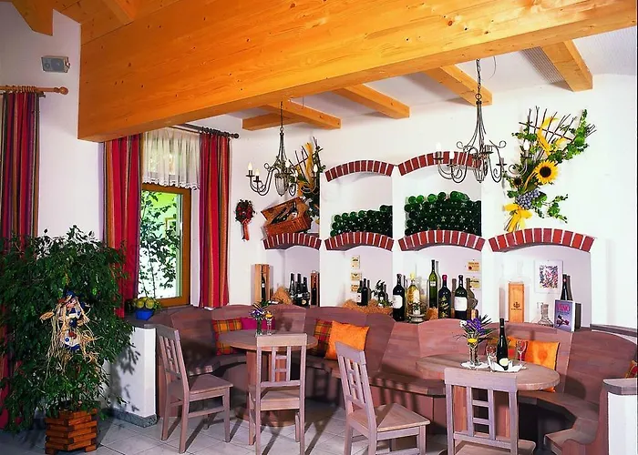 Hotel Alpenhotel Badmeister Flattach